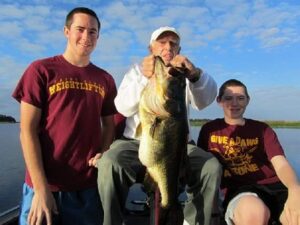 13 pound lake Toho bass