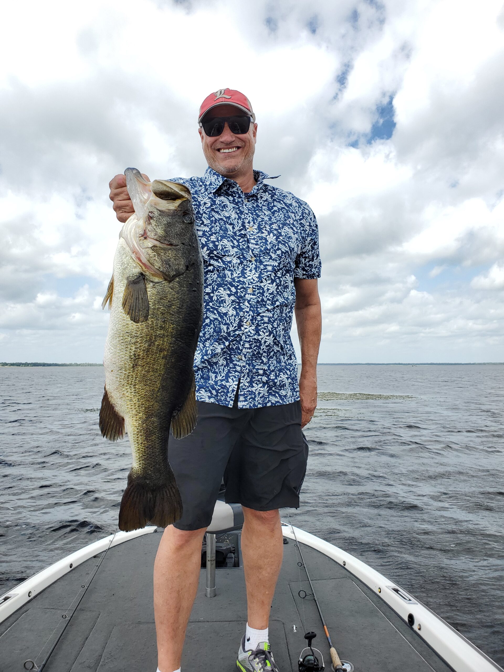 10 pound lake toho bass