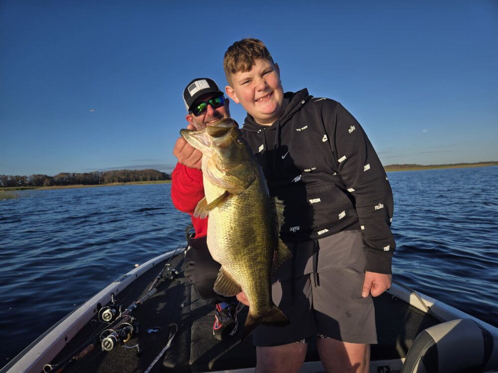 9 pound lake toho bass
