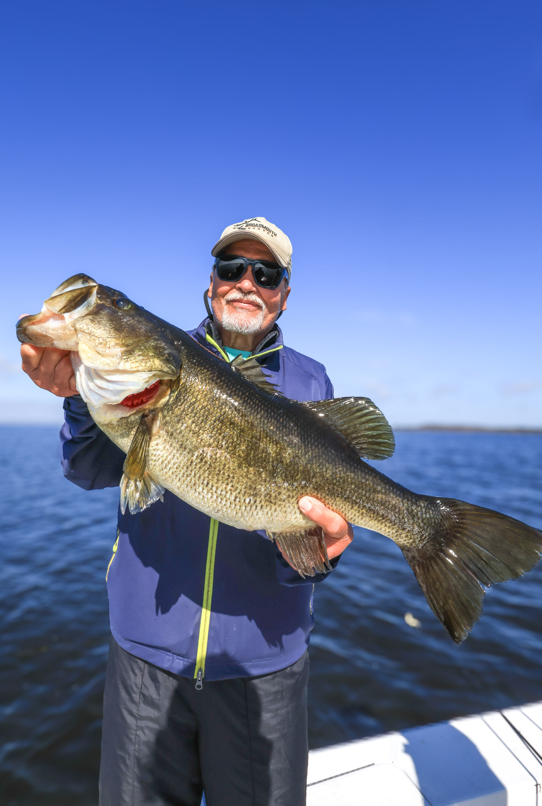 7lb lake toho largemouth bass